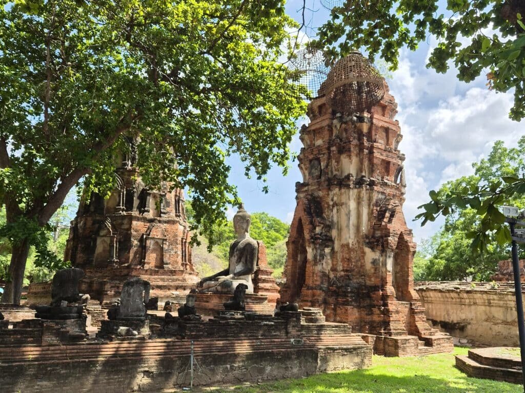 Wat Mahathat Ayutthaya Bike Tour